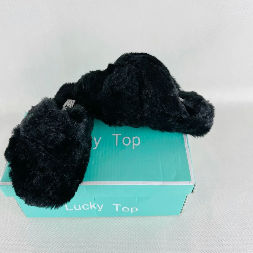 Lucky Top, fluffy Slides size: 9 girls